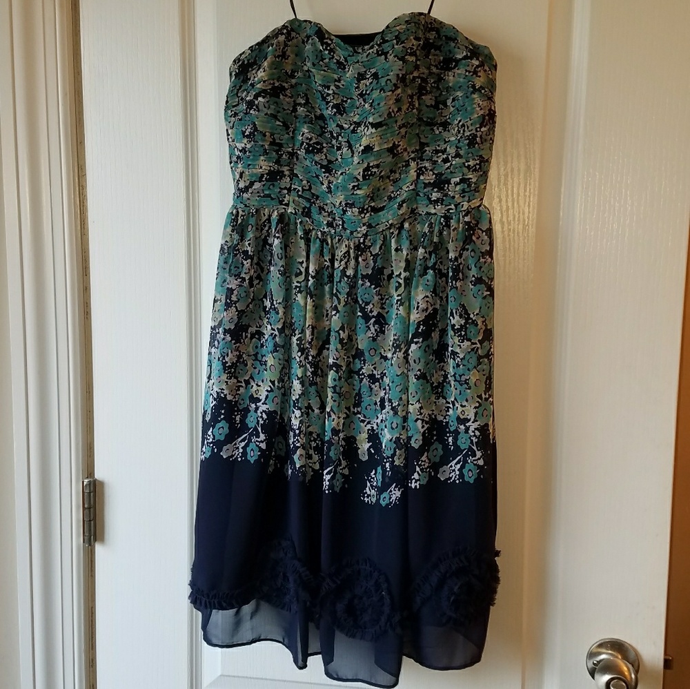 Lauren Conrad strapless dress